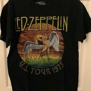 Led Zeppelin 1975 U.S. Tour T-shirt. L